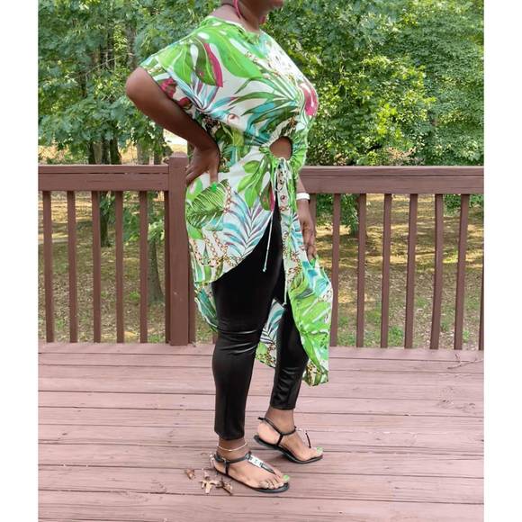 NEW THE CURVE resort me tunic top in green - Picture 3 of 3
